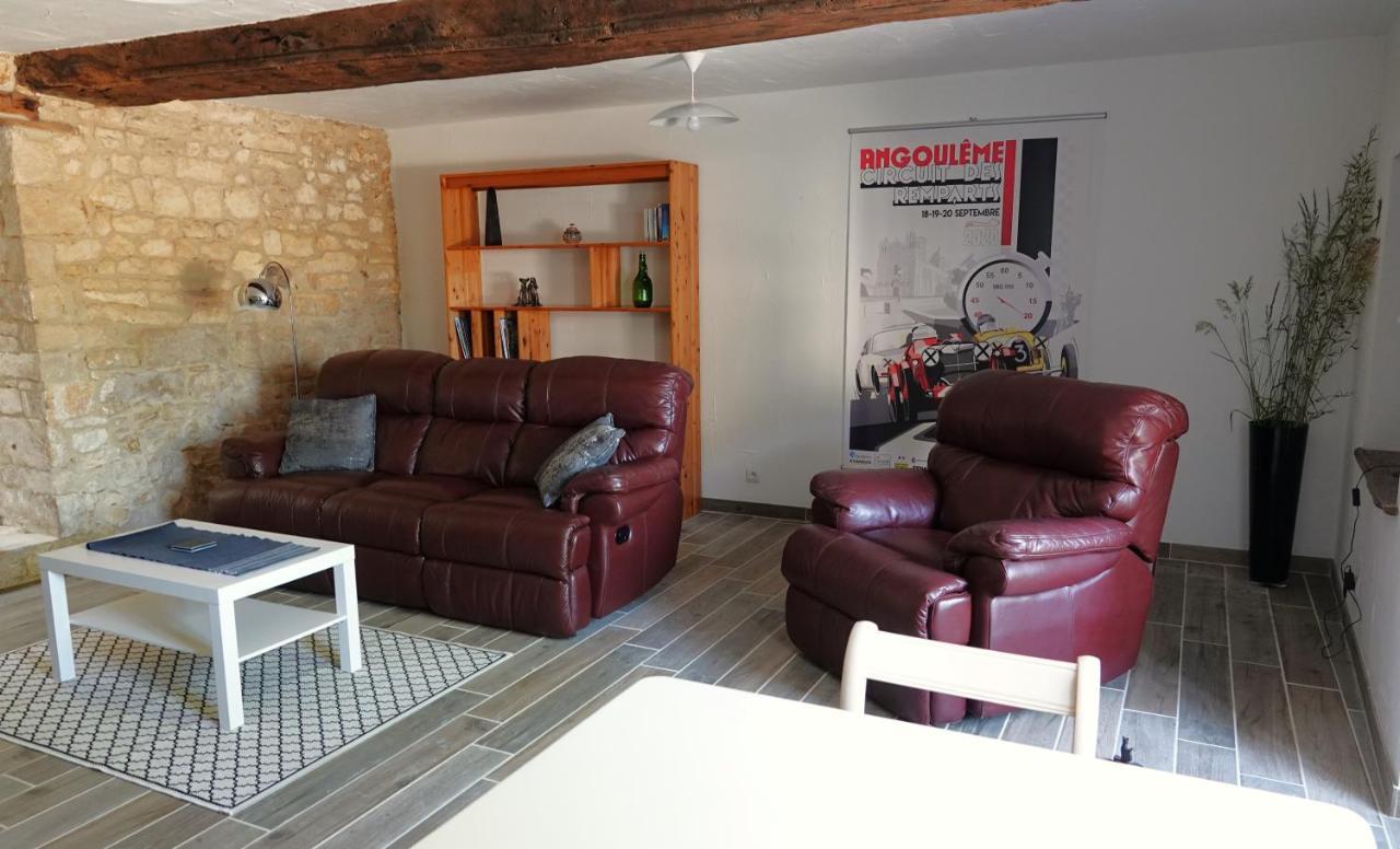 Gite Rural La Maison Mauve Ventouse 外观 照片
