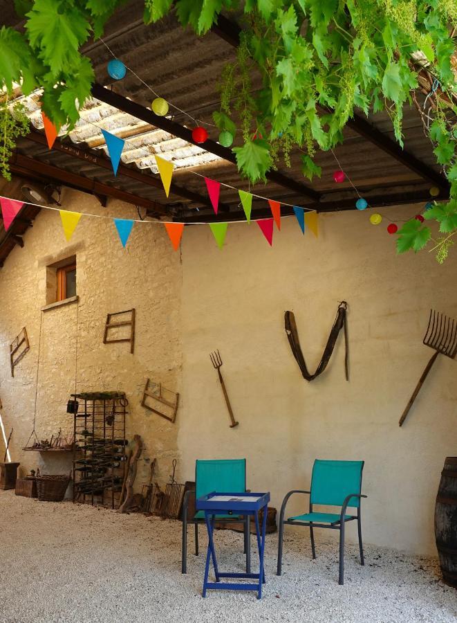 Gite Rural La Maison Mauve Ventouse 外观 照片